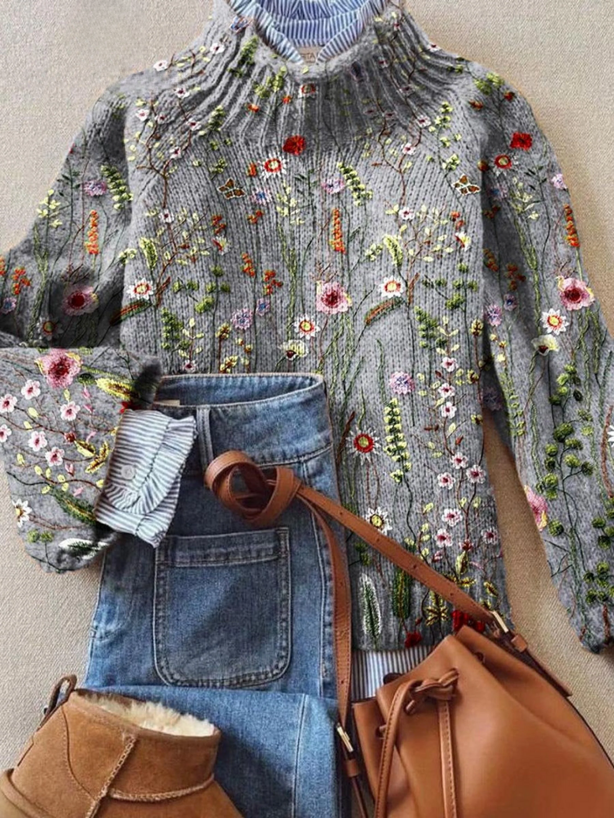 Multicolor vintage floral knit sweater, gray base, crew neck, long sleeves.