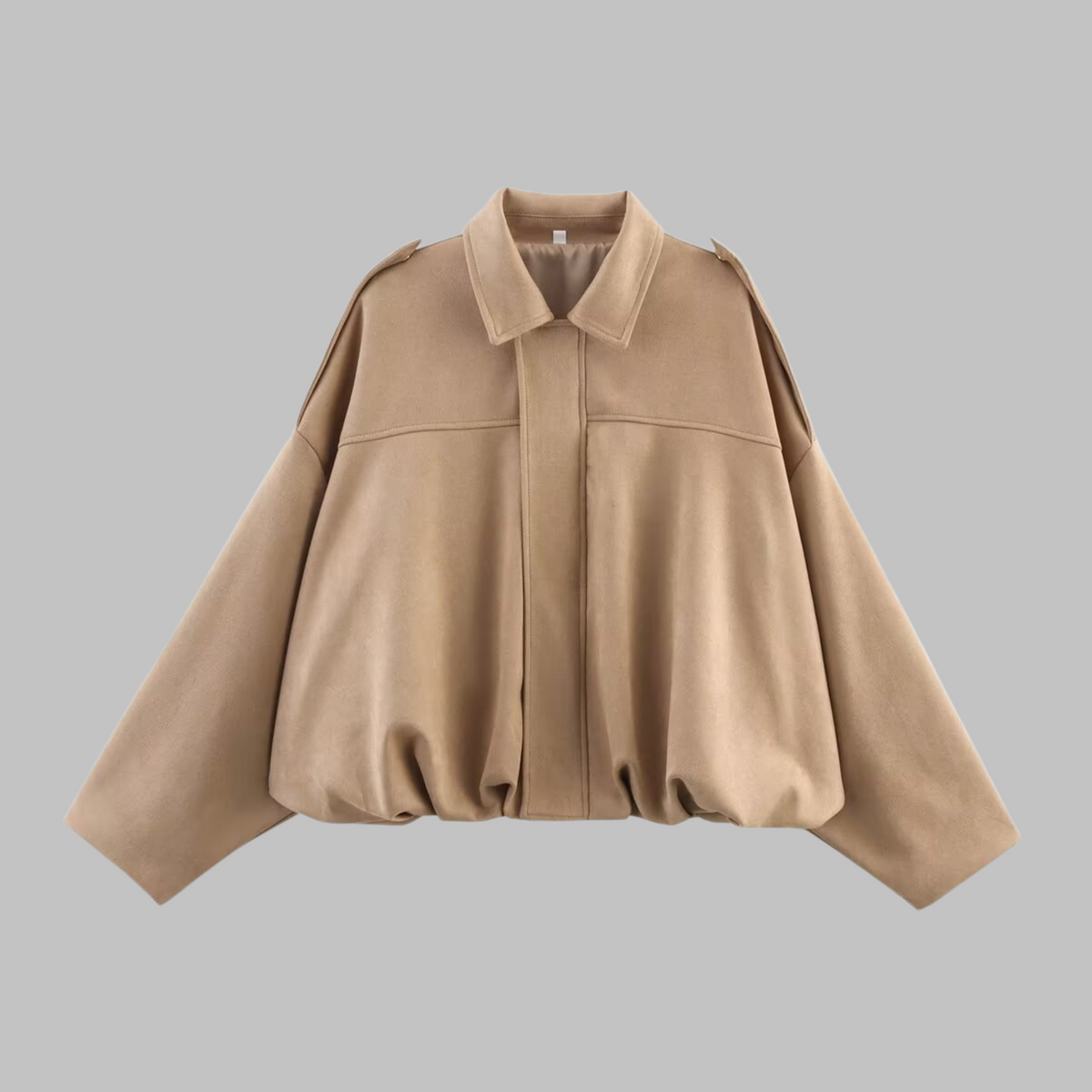 Loose military jacket in tan with turn-down collar and center zip front