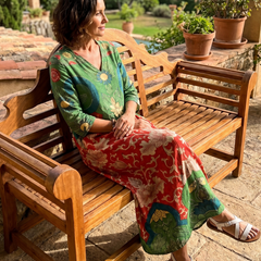 Multicolor botanical print V-neck midi dress with 3/4 sleeves