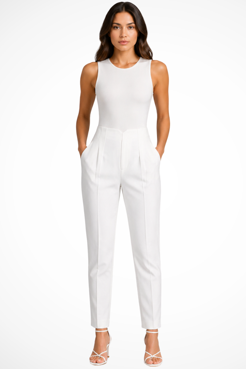 Women’s high-waisted cropped trousers, white, structured front with pleats