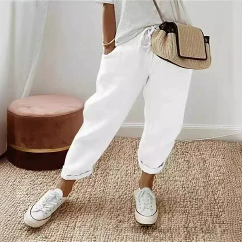 Breathable casual white trousers with ankle-length tapered fit