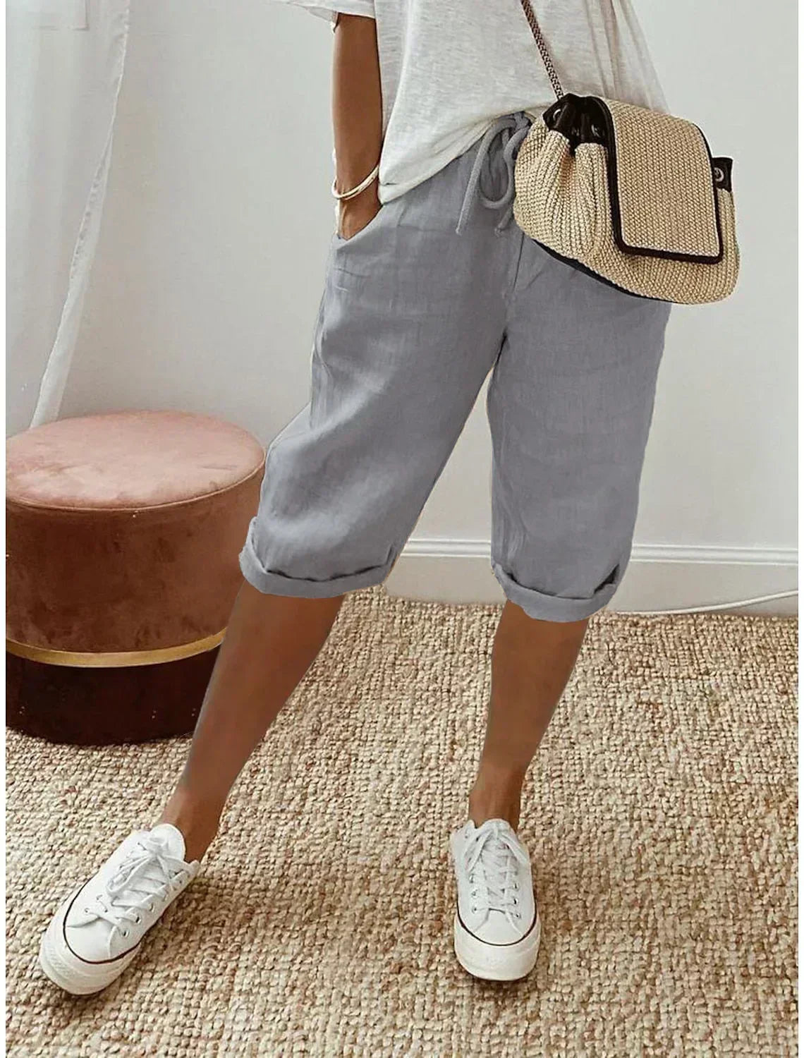 Lightweight summer shorts in light grey, cuffed hem and elastic waist