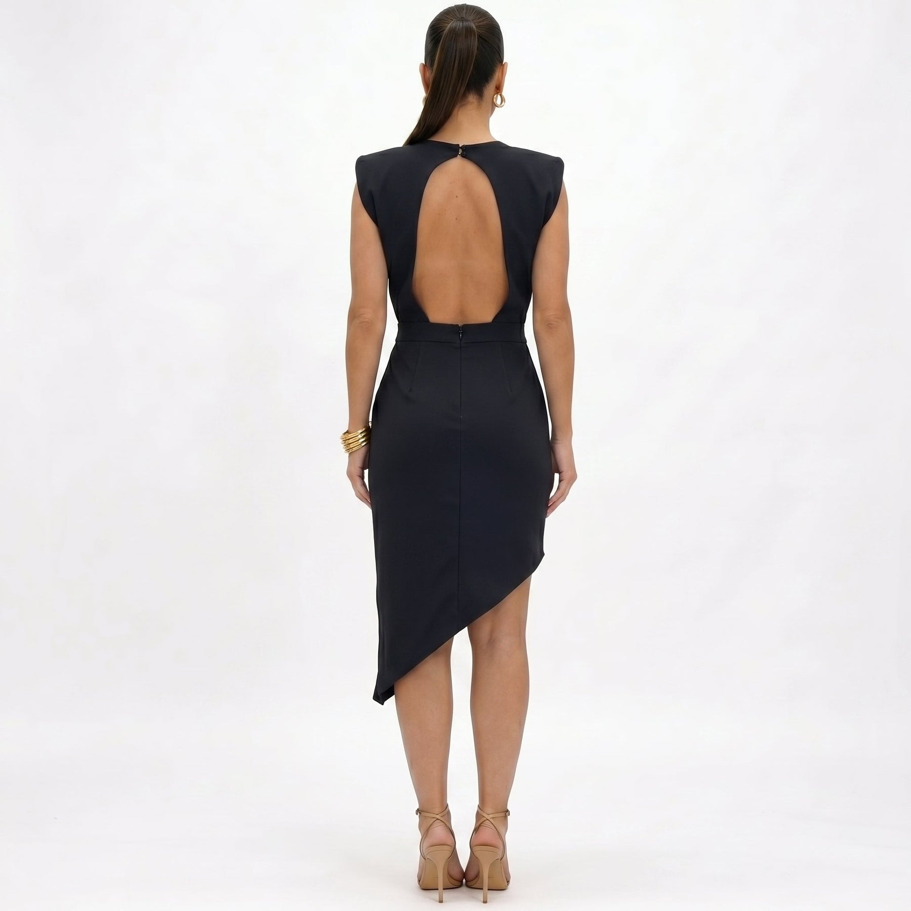 Aurora | Vestito Asimmetrico con Spalle Strutturate