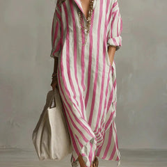 Abito lungo a righe rosa e bianche con colletto a camicia e maniche arrotolate